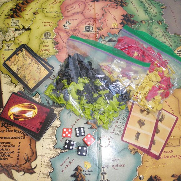 Vintage 2002 The Lord of the Rings RISK Board Game The Middle Earth Conquest - Picture 9 of 12